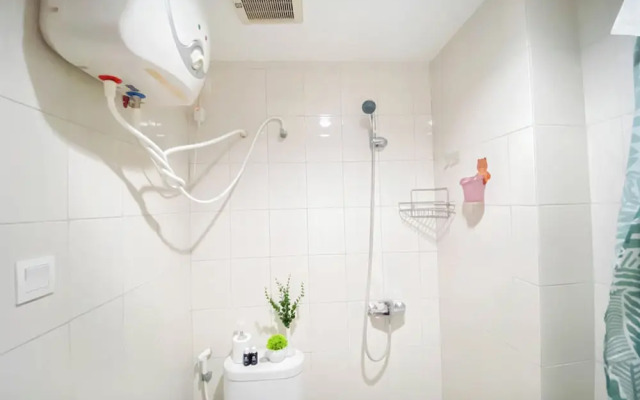 Good and Cozy Stay 2BR Apartment at Mekarwangi Square Cibaduyut