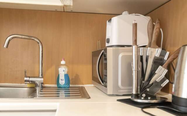 Friendly 3BR shared Apt-WienerStadthalle