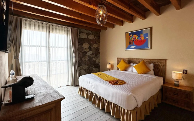 Tierra Adentro Hotel Fashion Grill & Spa