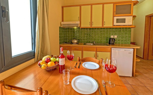 Blue Aegean Hotel & Suites