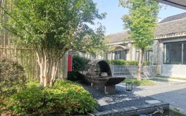 Suzhou Jiushu Resorts  Pingwang