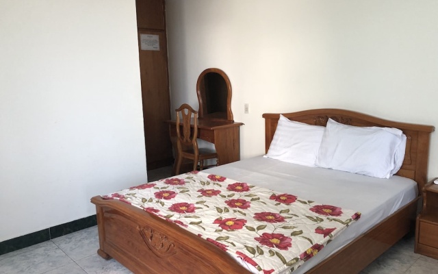 Tay Ho Hotel – Guest Rooms – Nha Trang