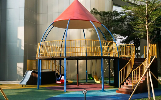 Comfy 2 Br Apartment At Taman Anggrek Residence