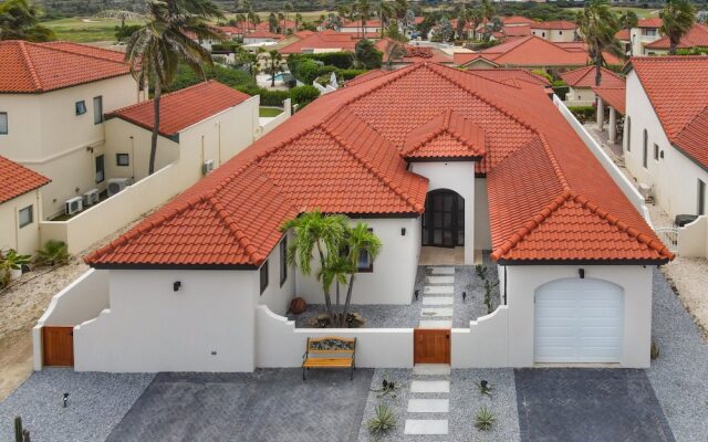 Newly Remodeled 5-bedroom 5-bath in Tierra del Sol!