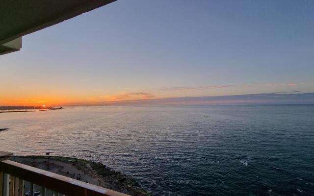 Alex sea view apartment - families only
