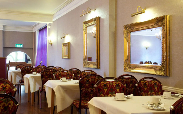 Hallmark Inn Chester