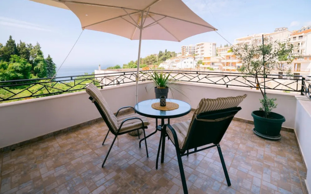 Penthouse Lungo Mare Ulcinj