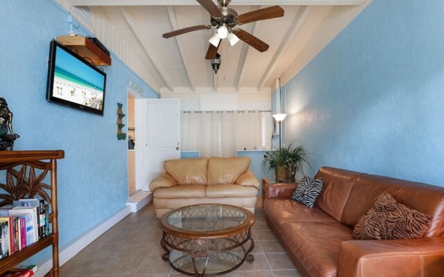 Island Gem A 2 Bedroom Villa by RedAwning