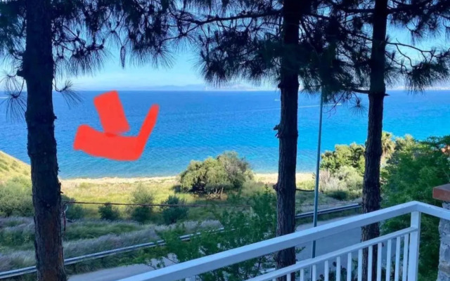 Villa's apartment on the beach, swimming pool A/C