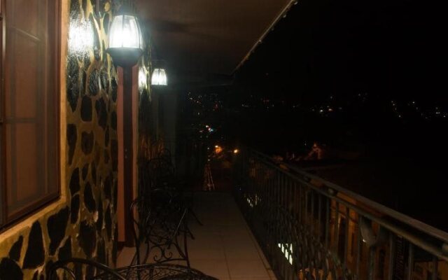 Hotel Mana Del Cielo
