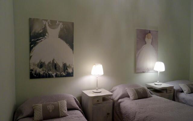 Miss POLLY suite