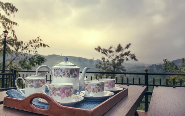 Strathdon by Zinc Journeys