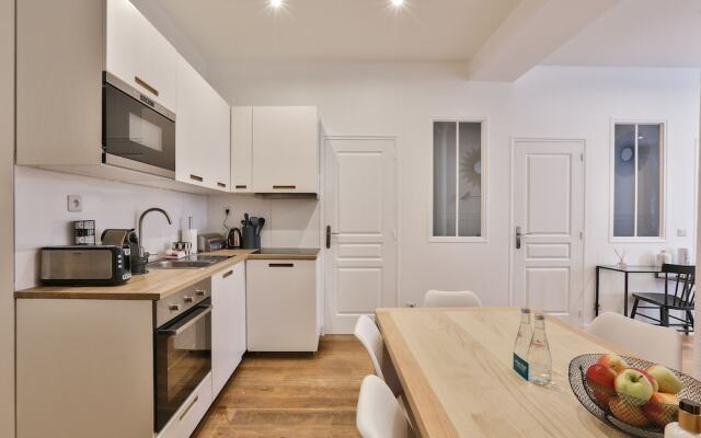 34 - Urban Luxury Paris Louvre