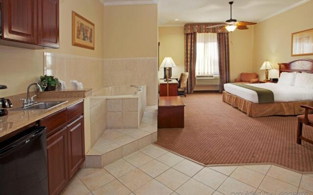 Holiday Inn Express Hotels & Suites Houston East, an IHG Hotel