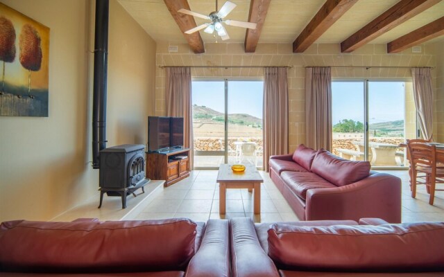 Stocks Holiday Home - Opening June 2019