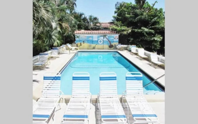 The Grove Beach Condominiums