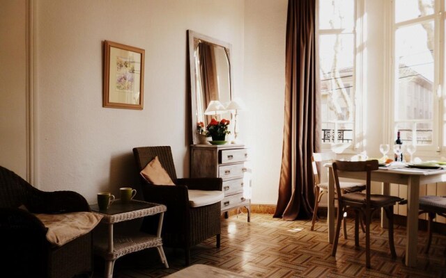 Apartment Rive Gauche