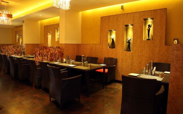 Vits By Spree Hotels Le Pebble