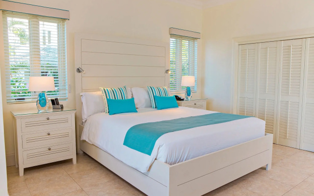 Blue Waters Resort & Spa