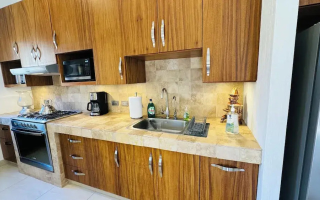 Ajijic Modern 1 Bedroom Guesthouse - 2 Patios, Bbq, Bikes, Great Location
