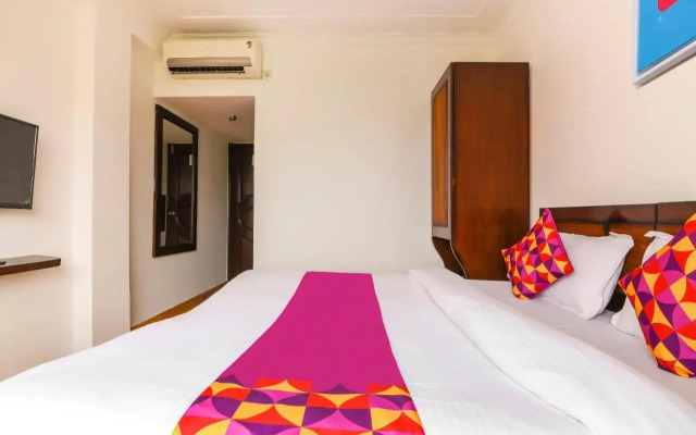 Oyo 32589 Sky Hotel
