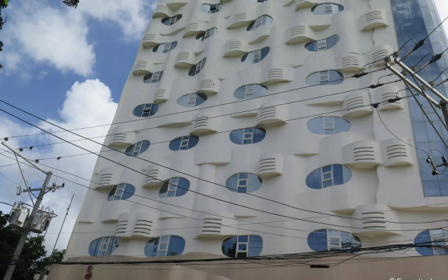 S Hotel and Residences