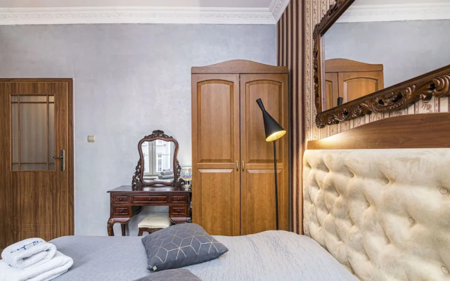 Maya's Flats & Resorts- Artus