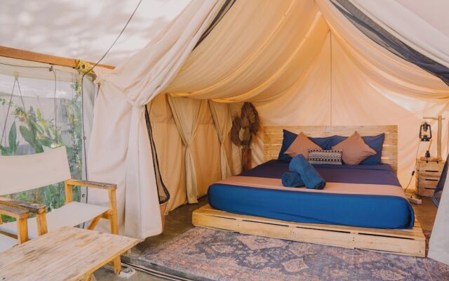 Alam Caldera Camp & Resto