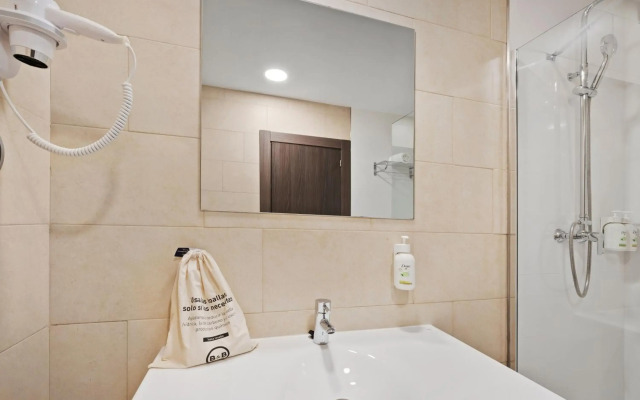 B&B Hotel Oviedo