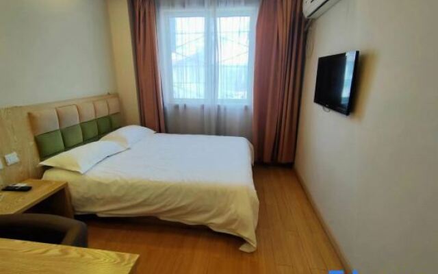 Future Hotel Xinyang Gongqu Road Branch
