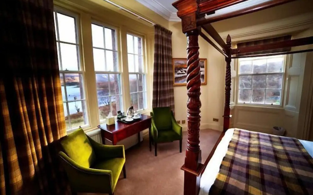 Loch Maree Hotel