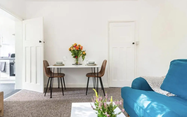 Beautiful 1-bed Apartment With Garden in London