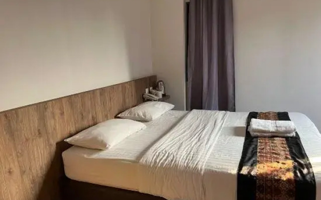 CVS The Hotel