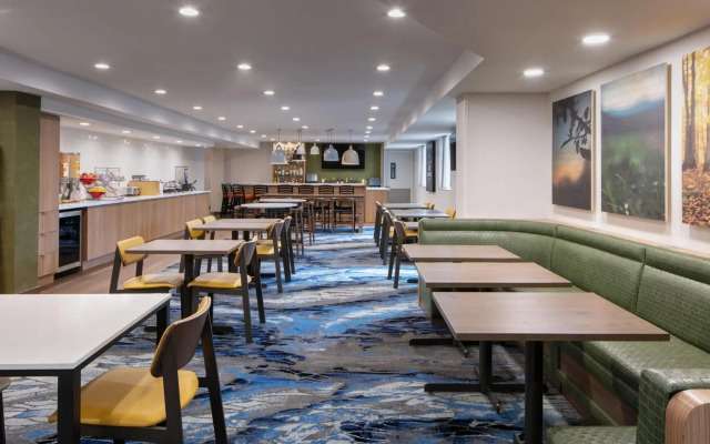 Fairfield Inn by Marriott JFK Airport