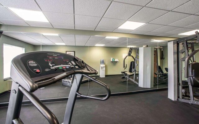 Comfort Inn & Suites Marion I-57