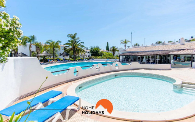 #088 Sao Rafael Flat with Spacious Pool 5min Beach