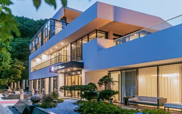 Putuo Mountain Baoning Mountain Residence Hotel