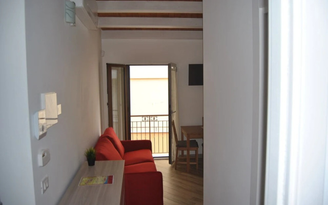 Agrigento Centre - 1-bed Apartment - Sleeps 4