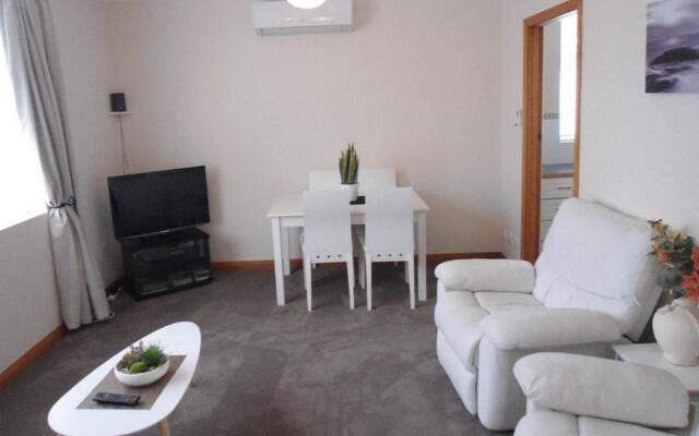 Ashwood Apartments