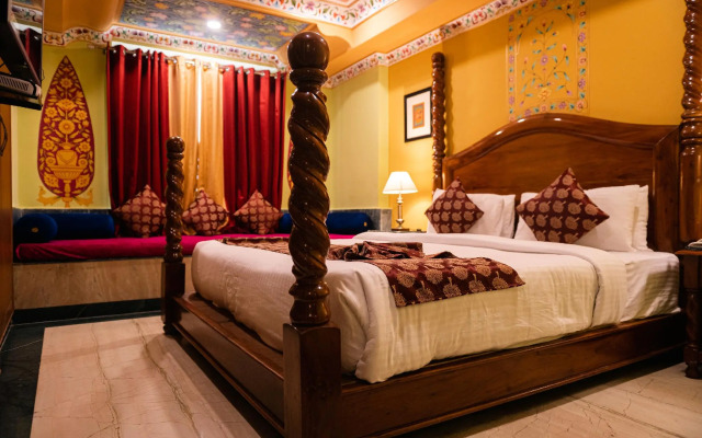 Hotel Fort Chandragupt Jaipur