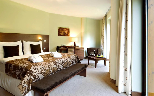 Hotel Zochova chata