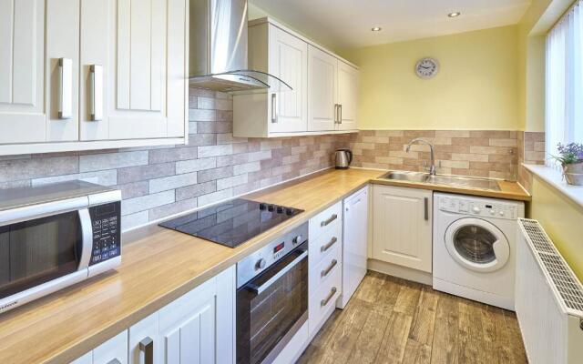 Host Stay Rosemill