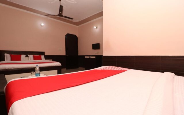 Punjab Hotel By OYO Rooms