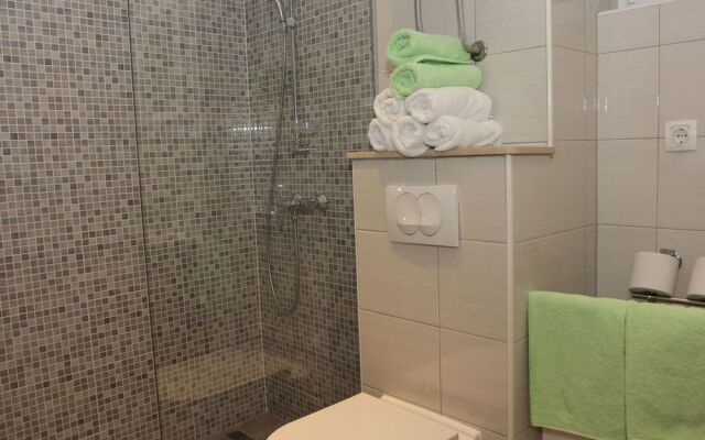 Apartment House Vitaic