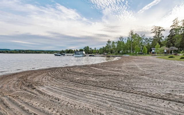 Chalets et Gîte au bord au bord du Lac Kénogami