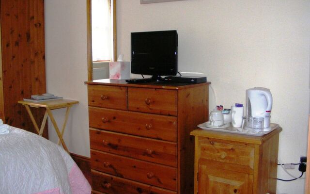 Amadis Bed  Breakfast