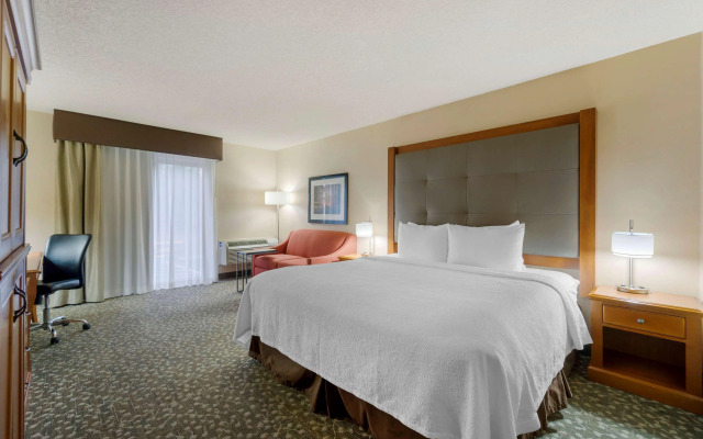 Best Western Plus Oak Harbor Hotel & Conference Center