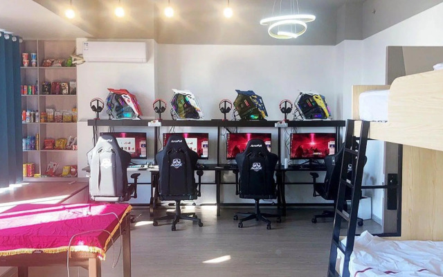 Thunder Fire E-Sports hotel