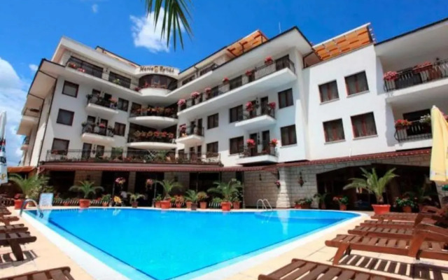 Villa Maria Revas