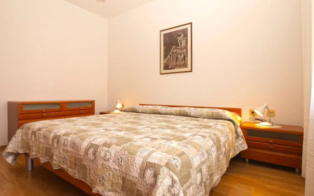 Apartment 1704